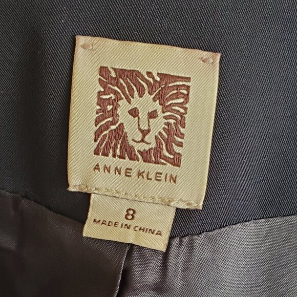 Stylish Anne Klein Silky-Polyester Blazer - Picture 6 of 7